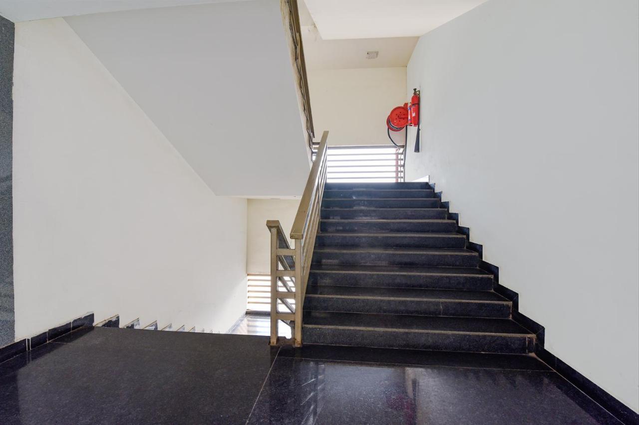 Fabhotel New York Watuwa المظهر الخارجي الصورة