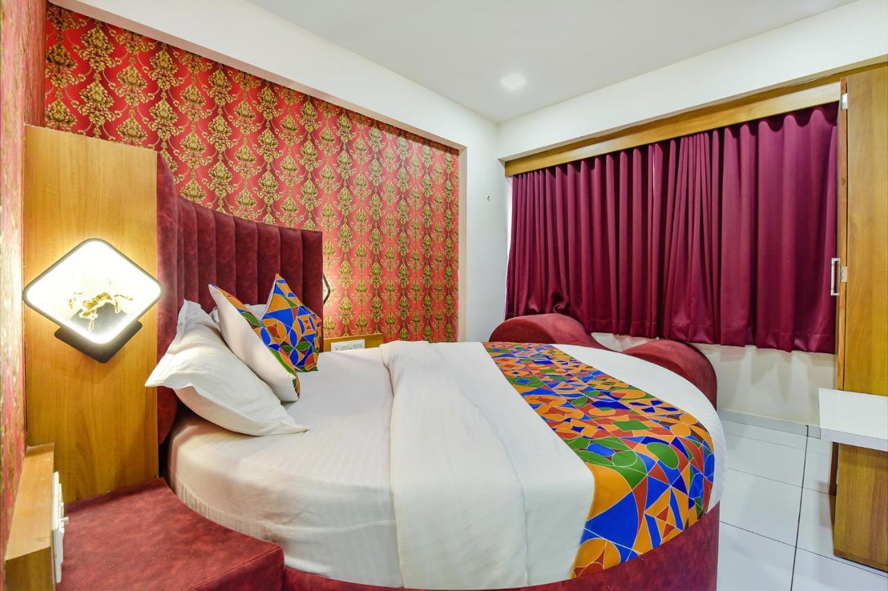Fabhotel New York Watuwa المظهر الخارجي الصورة