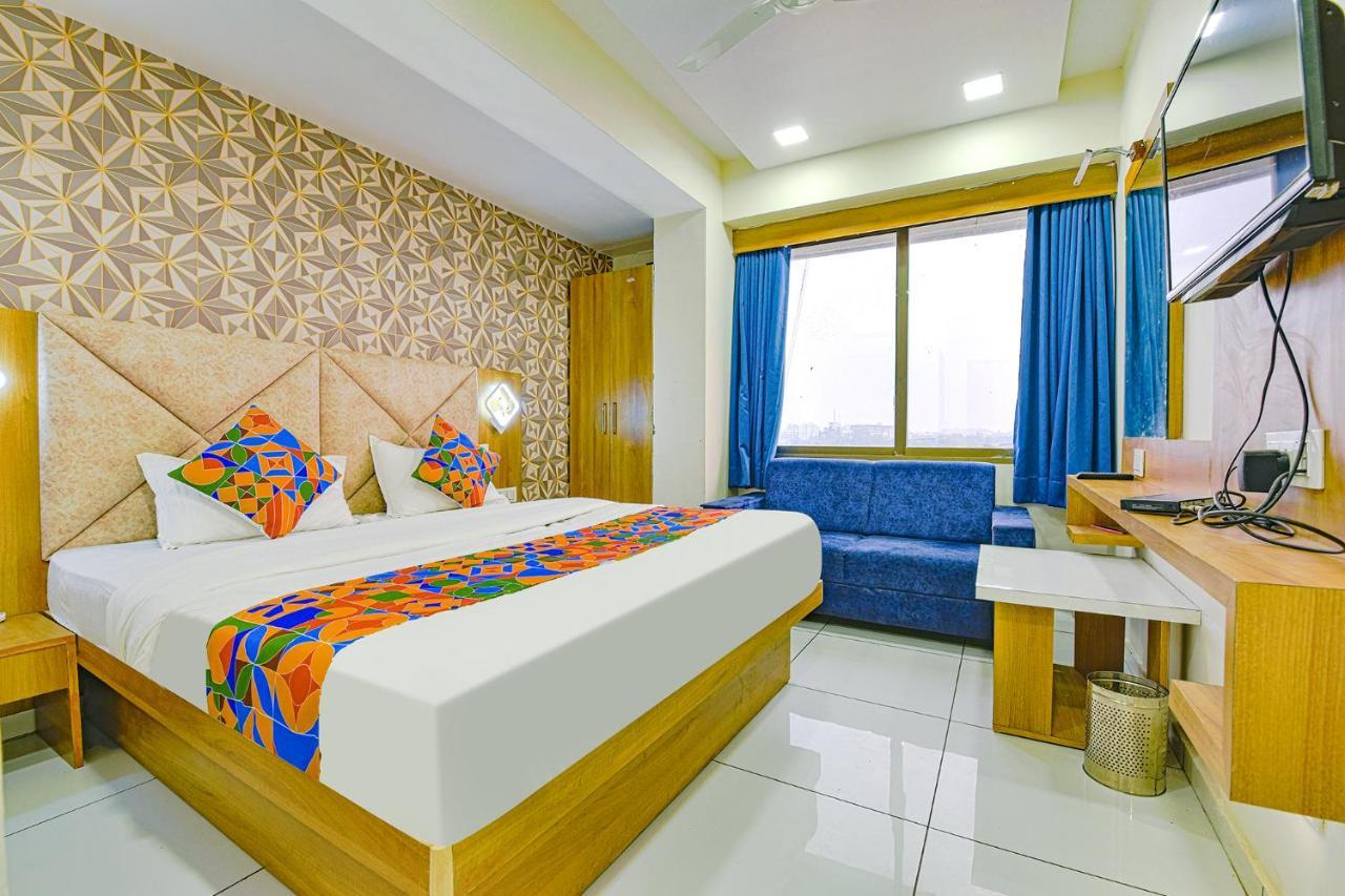 Fabhotel New York Watuwa المظهر الخارجي الصورة