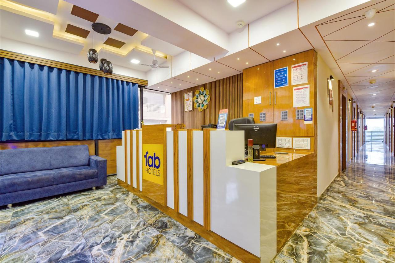 Fabhotel New York Watuwa المظهر الخارجي الصورة